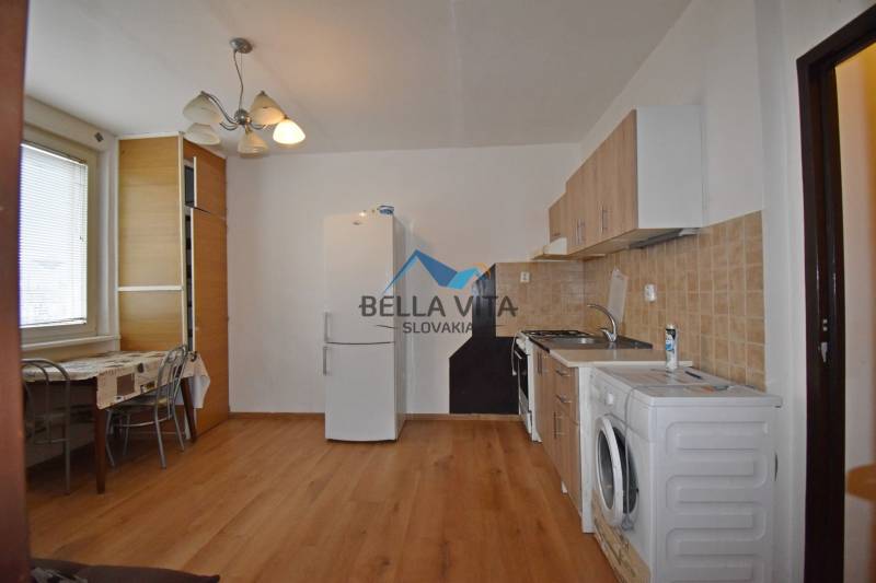 1 i byt kuchyňa.jpg