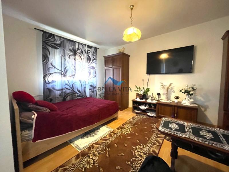 predaj 1 i Vodárenská Galanta kuchyňa obývacia izba3.jpeg