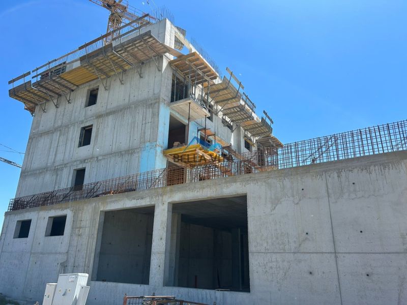 Stavebný projekt v Galante na Šalskej zahŕňa viackomplexnú budovu vo výstavbe.
